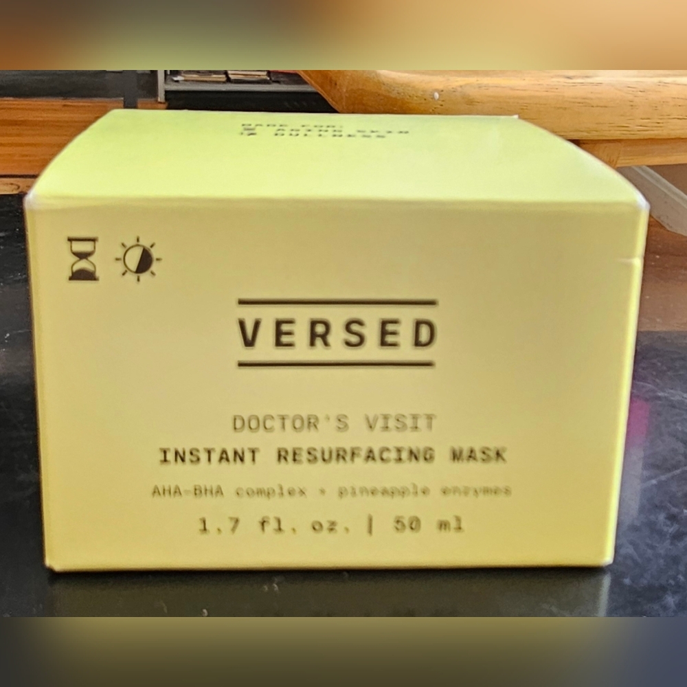 Versed Instant Resurfacing Mask